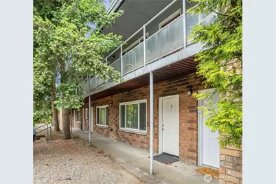 2600 NE 125th Street, Seattle, WA 98125 - Photo 2
