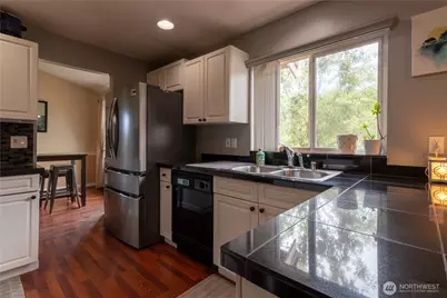 21715 43rd Avenue Ct E, Spanaway, WA 98387 - Photo 8
