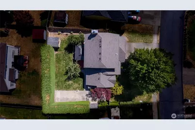 21715 43rd Avenue Ct E, Spanaway, WA 98387 - Photo 32