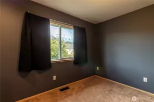 21715 43rd Ave Ct E, Spanaway, WA 98387 - Photo 18