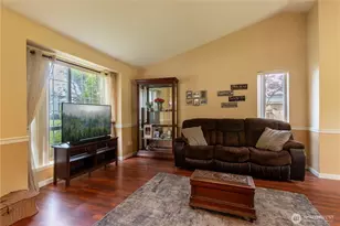 21715 43rd Ave Ct E, Spanaway, WA 98387 - Photo 4