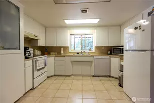 15522 38th Ave E, Tacoma, WA 98446 - Photo 4