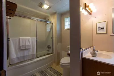 15522 38th Avenue E, Tacoma, WA 98446 - Photo 18