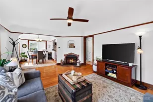 3915 N 9th St, Tacoma, WA 98406 - Photo 8