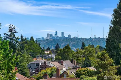 8356 19th Avenue NW #B, Seattle, WA 98117 - Photo 22