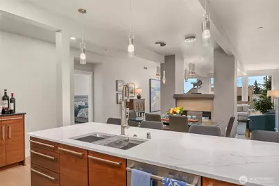 631 Market St W #202, Kirkland, WA 98033 - Photo 12