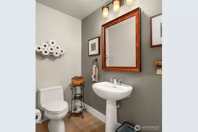 631 Market St W #202, Kirkland, WA 98033 - Photo 24