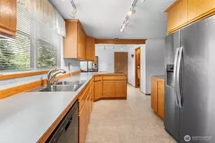 11826 SE 284th St, Auburn, WA 98092 - Photo 14