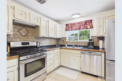 411 N Colorado Avenue, East Wenatchee, WA 98802 - Photo 10
