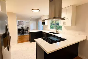 8430 SE 45th St, Mercer Island, WA 98040 - Photo 6