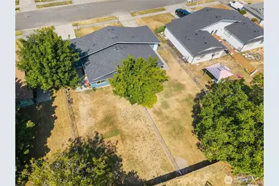 1314 12th Avenue NW, Puyallup, WA 98371 - Photo 4