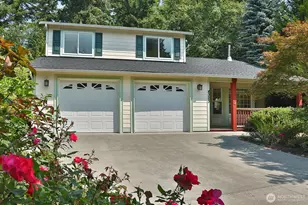 4323 Shadowood Dr, Clinton, WA 98236 - Photo 2