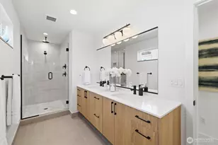 3648 B Greenwood Ave N, Seattle, WA 98103 - Photo 16