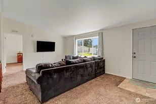 9105 218th St Ct E, Graham, WA 98338 - Photo 4