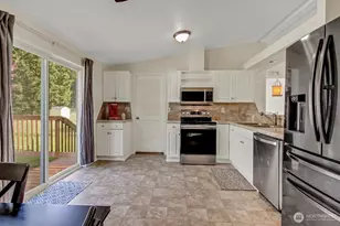 9105 218th St Ct E, Graham, WA 98338 - Photo 8