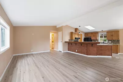 1067 Spirit Lake Highway, Castle Rock, WA 98611 - Photo 6