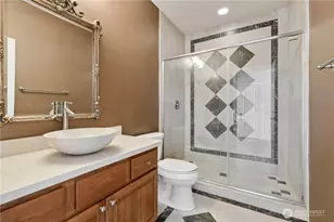 15025 SE 43rd St, Bellevue, WA 98006 - Photo 16