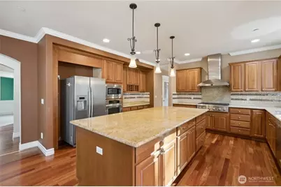 15025 SE 43rd St, Bellevue, WA 98006 - Photo 8