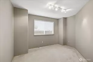 10923 185th Ave E, Bonney Lake, WA 98391 - Photo 18