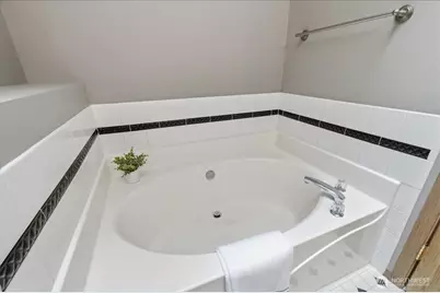 10923 185th Avenue E, Bonney Lake, WA 98391 - Photo 28