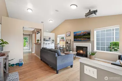 22926 SE 280th Place, Maple Valley, WA 98038 - Photo 2