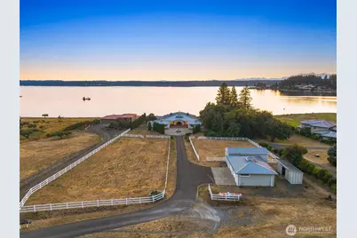 18815 106th Street NW, Gig Harbor, WA 98329 - Photo 2