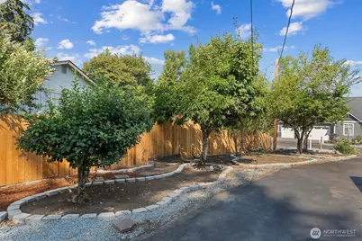 13816 51st Avenue E, Tacoma, WA 98446 - Photo 30
