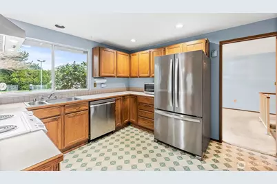 5717 60th Street Ct W, University Place, WA 98467 - Photo 4