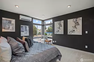 1010A NE 92nd St, Seattle, WA 98115 - Photo 14