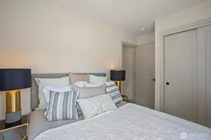 1010A NE 92nd St, Seattle, WA 98115 - Photo 20