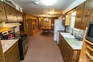 105 Oyehut Rd, Hoquiam, WA 98550 - Photo 16