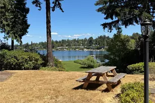 3216 Hunts Point Rd, Hunts Point, WA 98004 - Photo 10