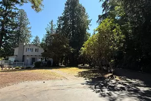 3216 Hunts Point Rd, Hunts Point, WA 98004 - Photo 18