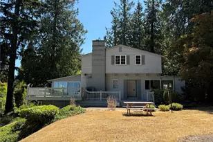 3216 Hunts Point Rd, Hunts Point, WA 98004 - Photo 6
