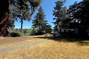 3216 Hunts Point Rd, Hunts Point, WA 98004 - Photo 8