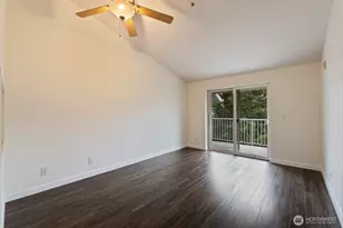 1810 S Charles St, Seattle, WA 98144 - Photo 2