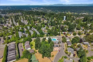 12729 NE 144th St, Kirkland, WA 98034 - Photo 28