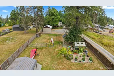 14622 Kapowsin Hwy E, Graham, WA 98338 - Photo 22