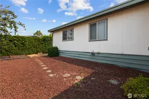 11436 SE 208th St, Kent, WA 98031 - Photo 32