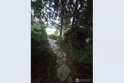 425 W Shore Loop Road, Snohomish, WA 98290 - Photo 10