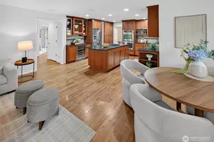 1010 106th Ave SE, Bellevue, WA 98004 - Photo 16