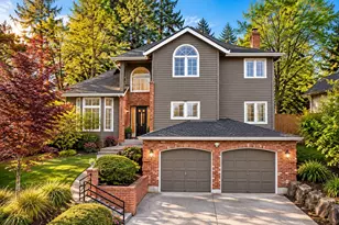 1010 106th Ave SE, Bellevue, WA 98004 - Photo 2