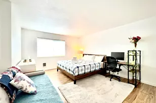 80 3030 80th Ave SE Ave SE, Mercer Island, WA 98040 - Photo 2