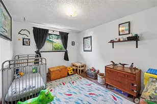 823 W 15th St, Port Angeles, WA 98363 - Photo 16