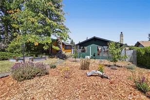 823 W 15th St, Port Angeles, WA 98363 - Photo 2