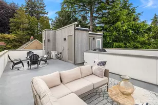 1935B 7th Ave W, Seattle, WA 98119 - Photo 22