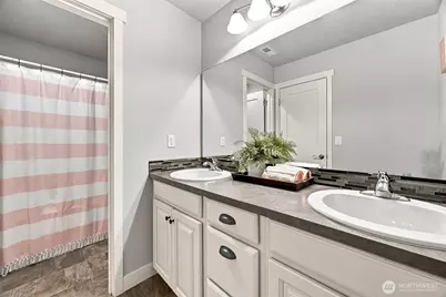 8010 206th Avenue E, Bonney Lake, WA 98391 - Photo 22