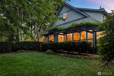 300 Bromley Place NW, Bainbridge Island, WA 98110 - Photo 28