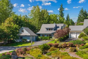 300 Bromley Pl NW, Bainbridge Island, WA 98110 - Photo 6