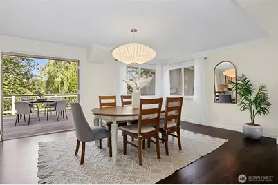 9652 42nd Avenue NE, Seattle, WA 98115 - Photo 4